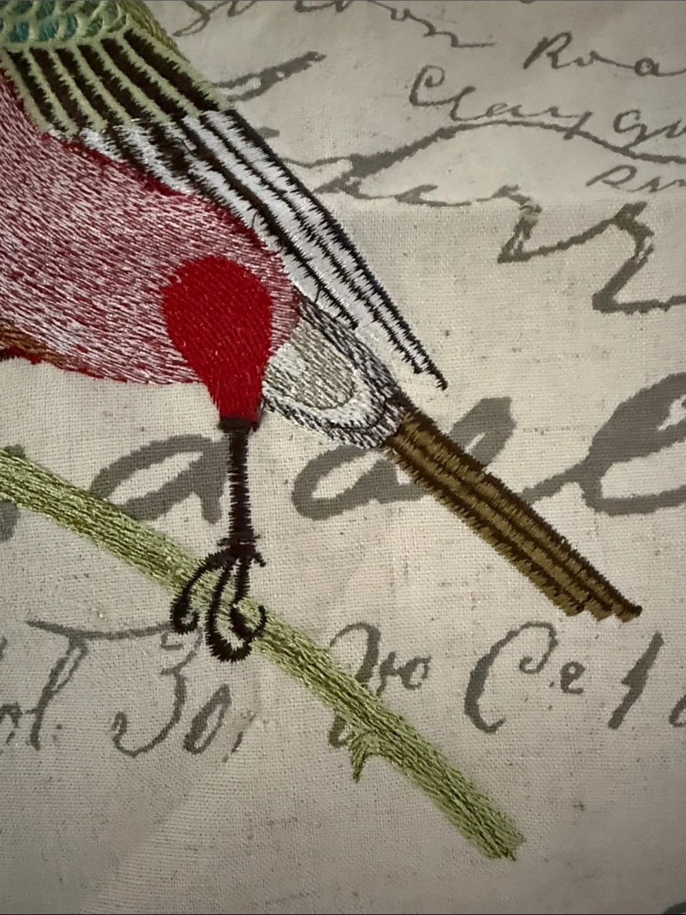NWT Embroidered Hummingbird Pillow Cover 18 x 18” French writing on front